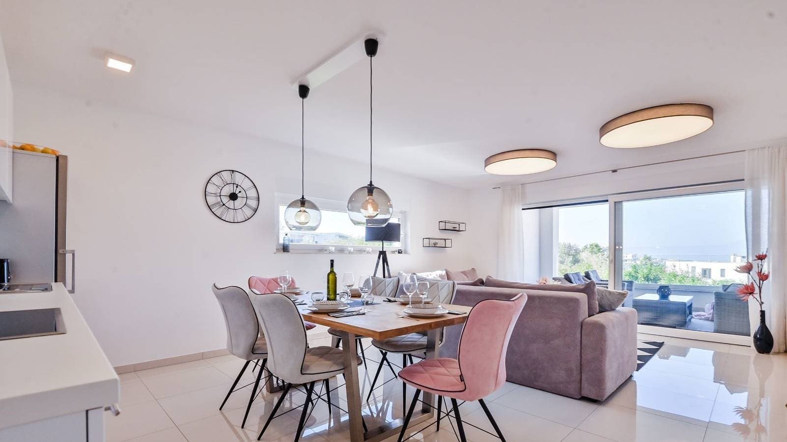 Modern Adora Apartment with beautiful sea view 1