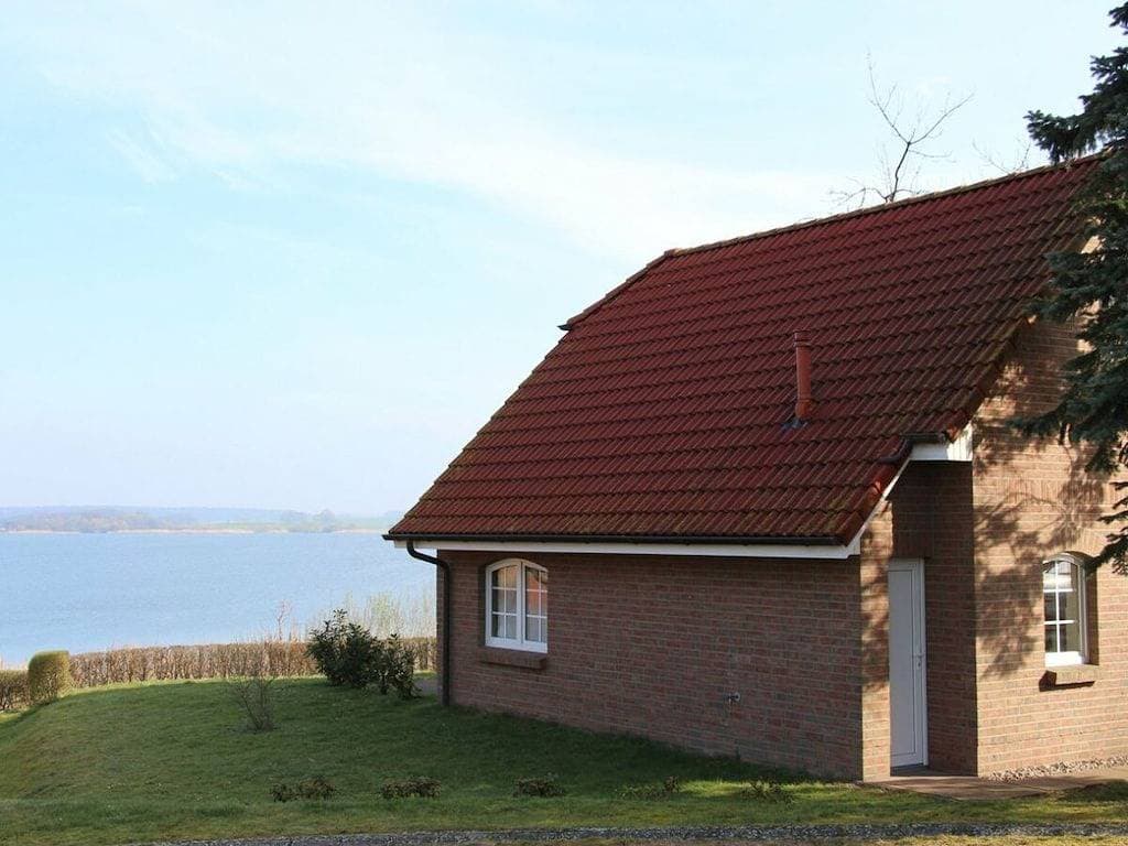 Foto 3 von 22: "Lust auf Haus am See"