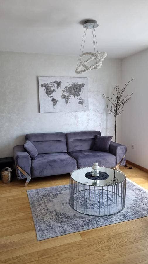 Foto 5 von 47: One-Bedroom Apartment