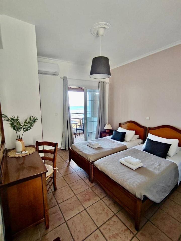 Foto 10 von 35: Studio with Sea View