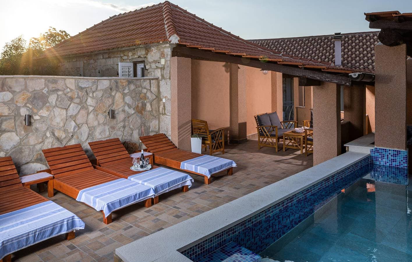 Foto 7 von 30: Geräumige 2-Zimmer-Wohnung mit Pool, Terrasse und 2,5 km Entfernung zur Küste