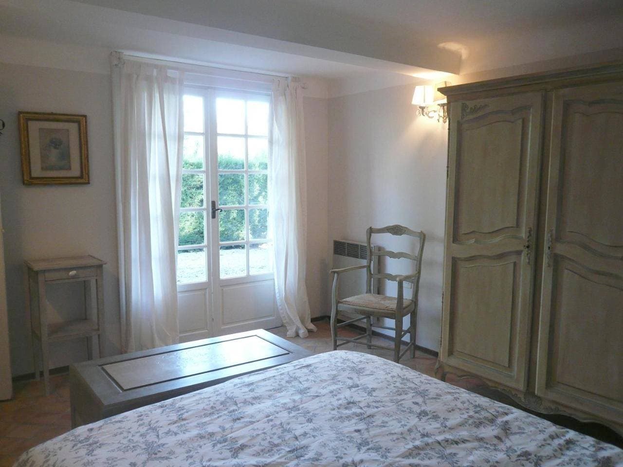 Foto 5 von 21: One-Bedroom Apartment
