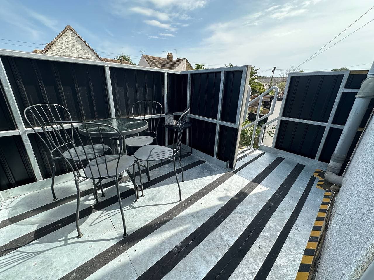 Foto 5 von 38: Ferienwohnung für 4 Personen mit Terrasse