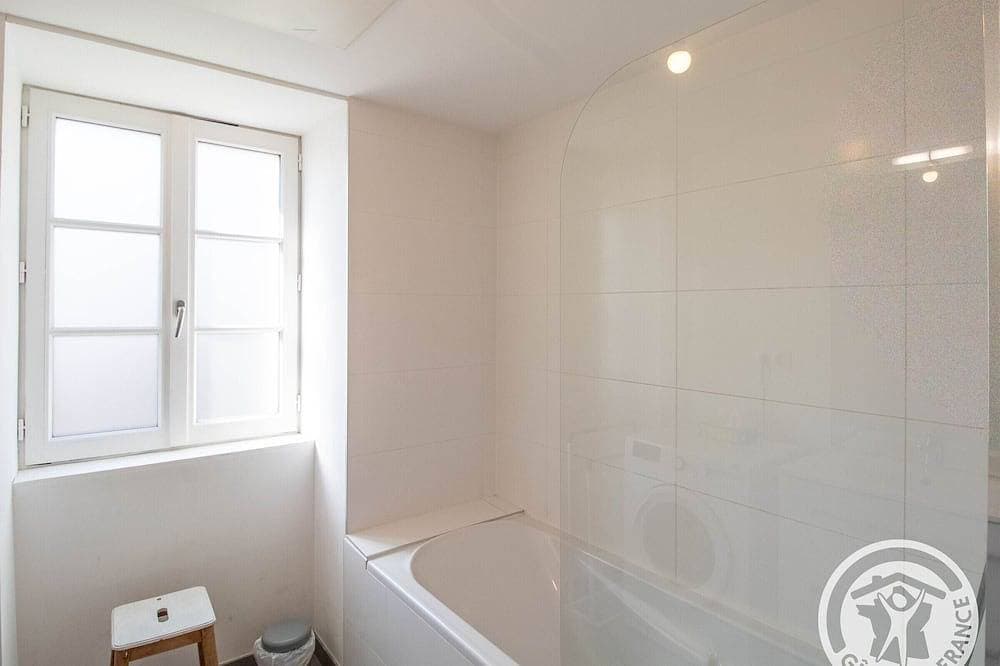 Foto 7 von 23: Charmante maison au bord de l'eau, près d'Angers, 2 chambres, confort moderne, idéal pour familles