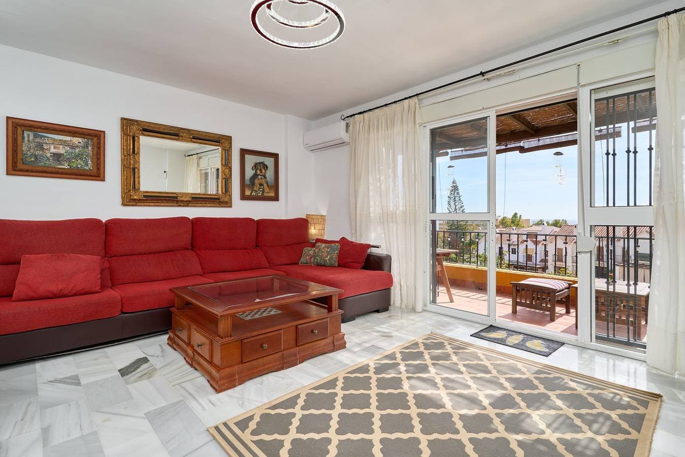 Foto 3 von 30: Apartment „Adosado Con Piscina Benajarafe“ mit Balkon, WLAN und Klimaanlage