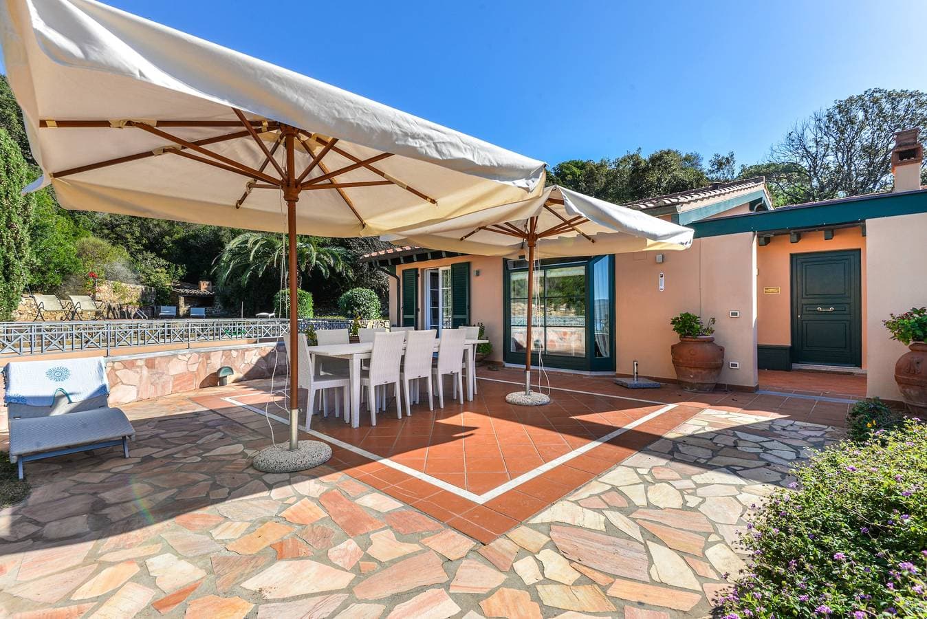 Foto 7 von 45: Villa 'Elba Offsite' mit Meerblick, Wi-Fi und Klimaanlage