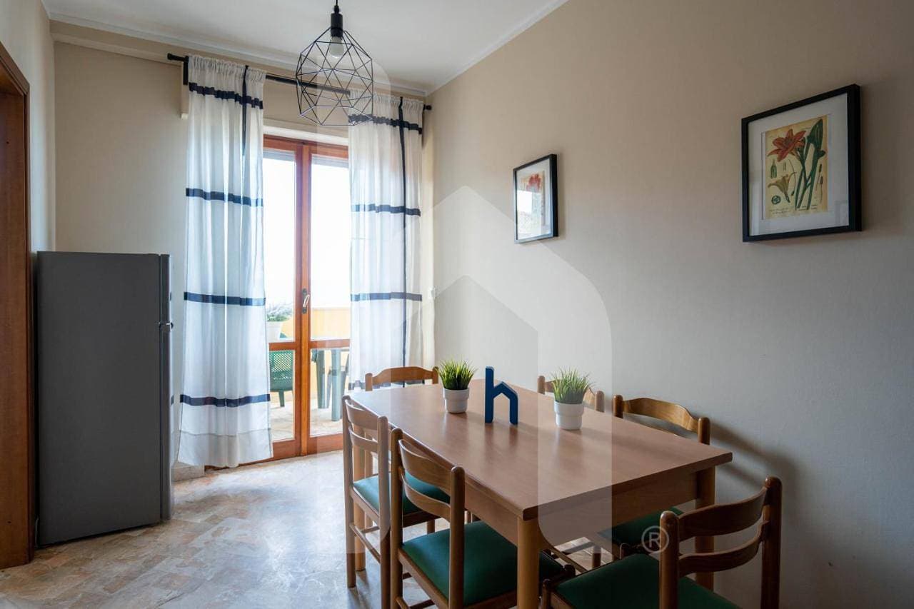 Foto 7 von 27: Two-Bedroom Apartment with Balcony and Sea View