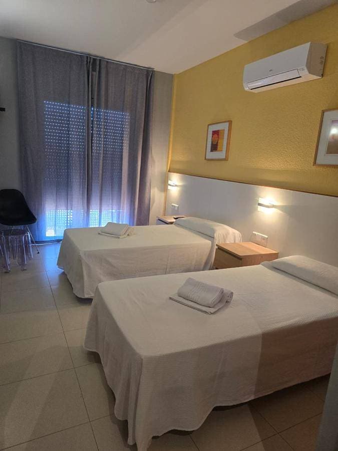 Foto 2 von 12: Twin Room