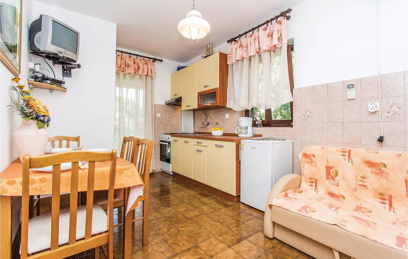 Foto 11 von 25: Gemütliche Ferienwohnung mit Terrasse und WLAN, 900 m vom Strand entfernt