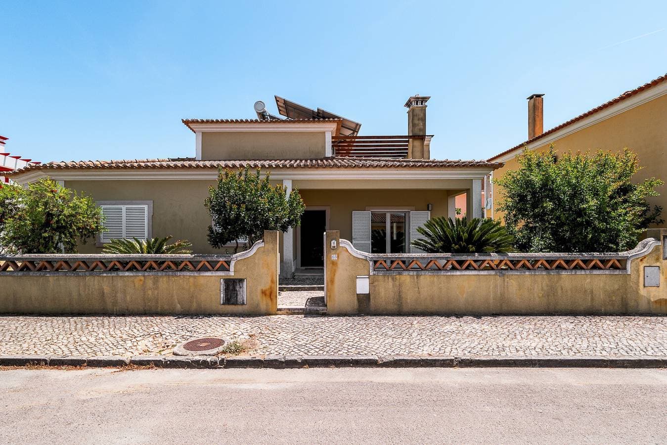 Foto 3 von 28: Villa „Casa Da Arrabida“ mit Bergblick, WLAN und Klimaanlage