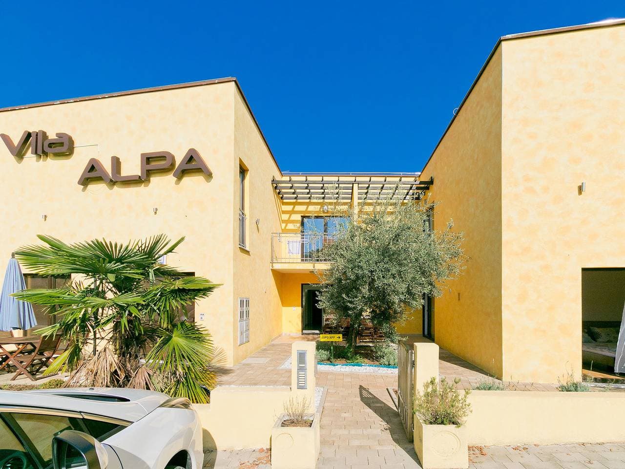 Foto 11 von 24: Villa Alpa