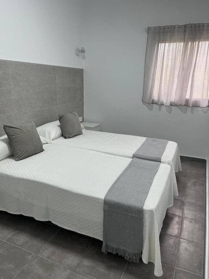 Foto 3 von 13: Double Room with Private Bathroom
