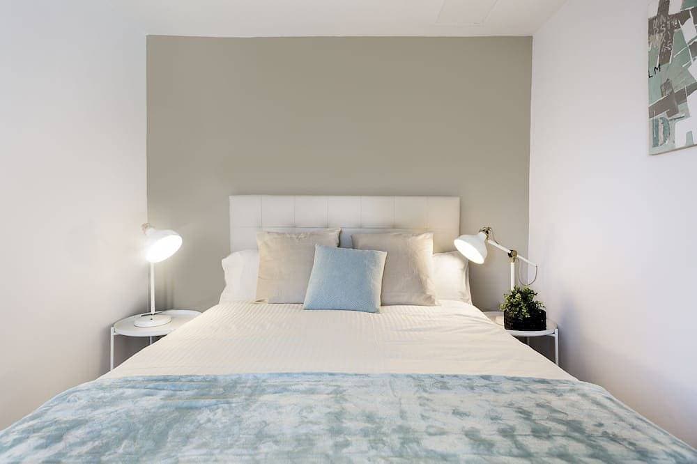 Foto 4 von 15: Valencia St. Top Floor Bright & Quiet Apartment