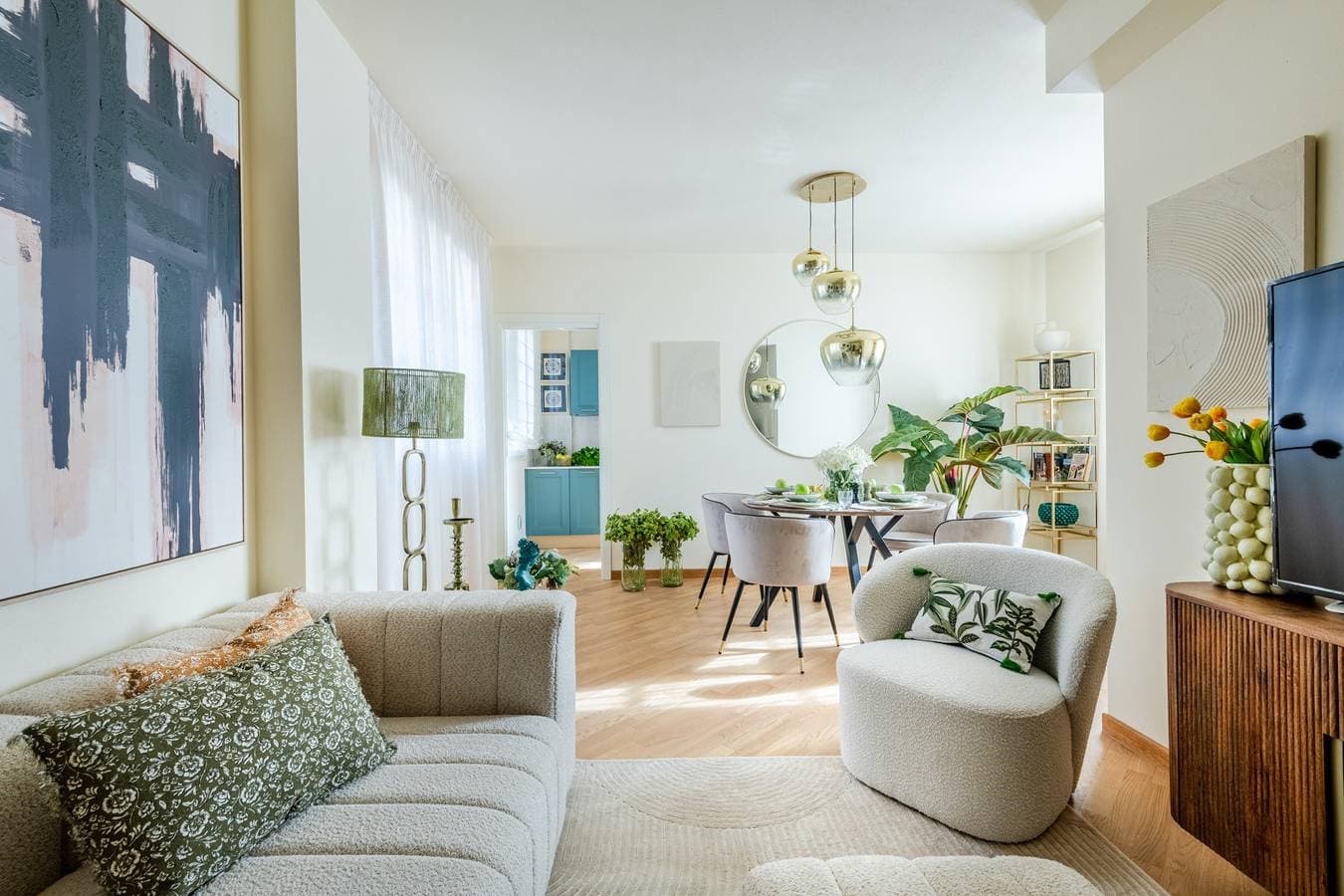 Borgo House, an Apartment with Garage 1