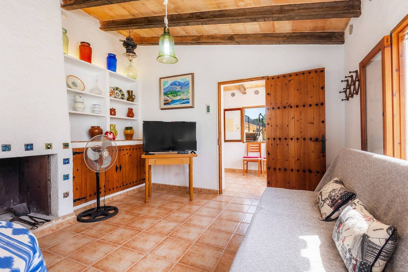 Foto 5 von 36: Finca "Sa Casa Des Pintor Miquel Vives 213" mit privatem Pool, 2 Terrassen und WLAN