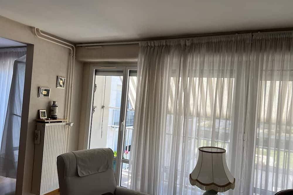 Foto 10 von 16: Appartement Paisible en Bord de Cher, à 5 mn du Parc