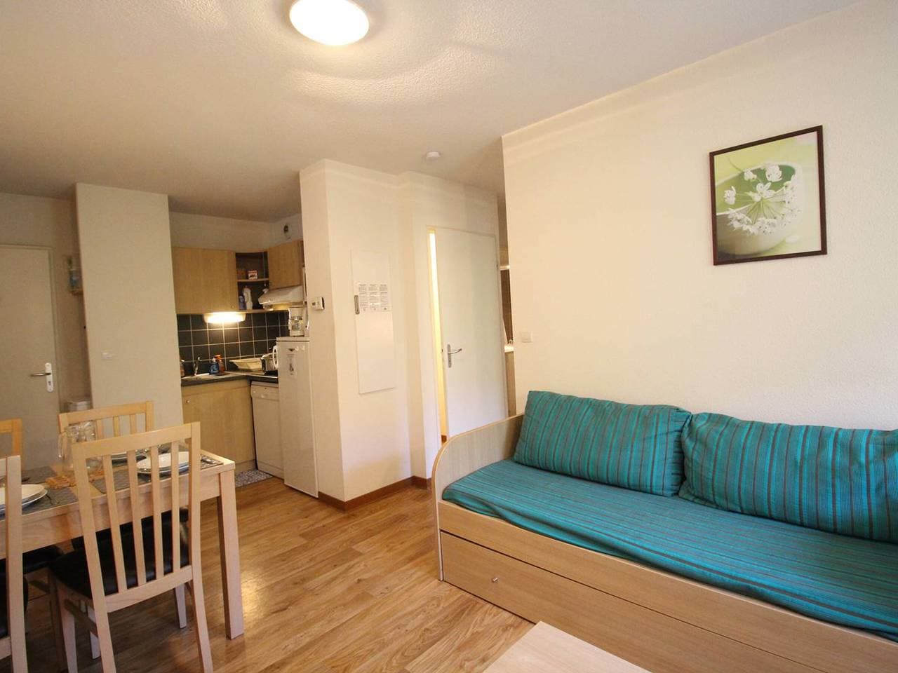 Foto 9 von 14: Charmantes 2-Zimmer mit Balkon, Parkplatz, nahe beim Park