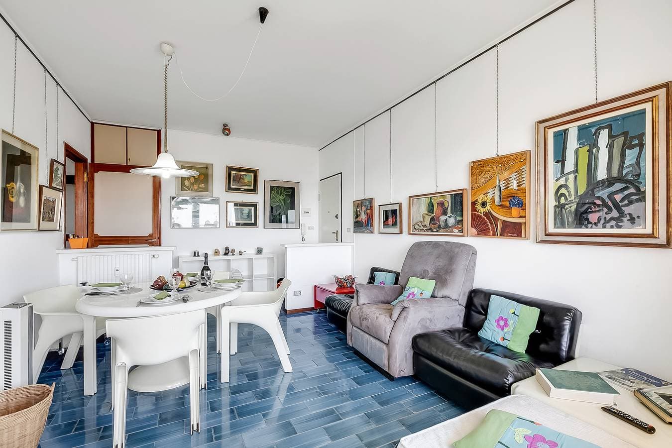 Foto 4 von 30: Owl House, Sea-View Terrace Apt in Sanremo