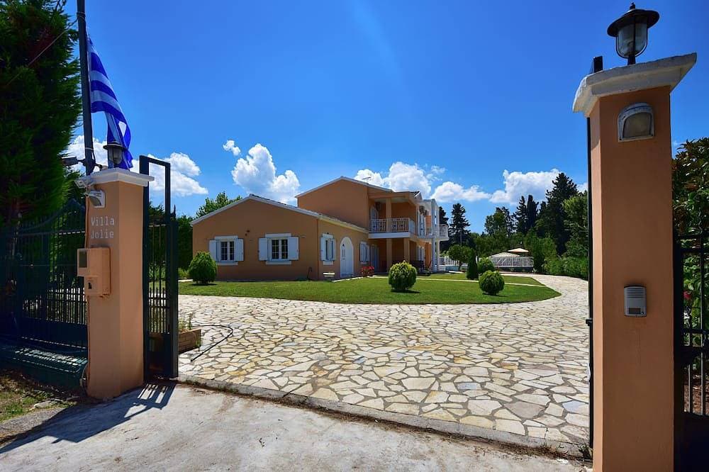 Foto 12 von 30: Familienfreundliche Luxusvilla direkt am Strand mit eigenem Tennisplatz, Pool, Whirlpool ...