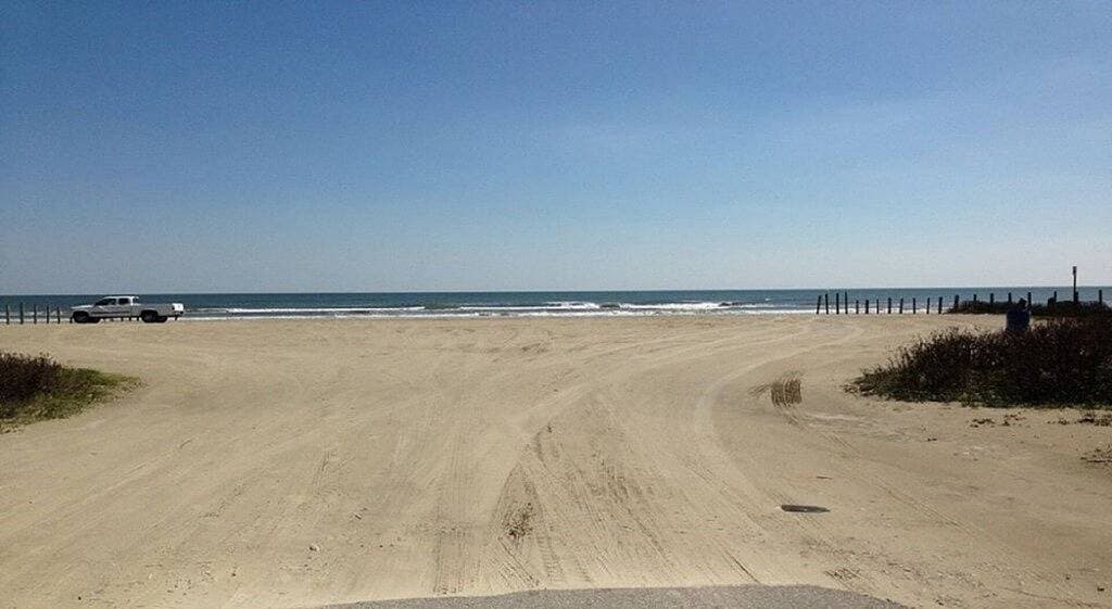 Schöner Strandbungalow mit Blick auf den Strand 1
