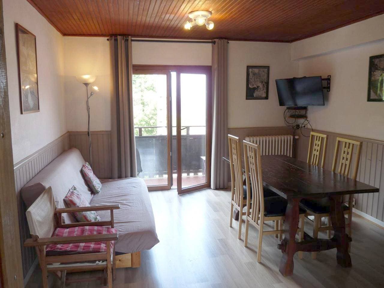 Foto 3 von 18: Two-Bedroom Apartment with Terrace