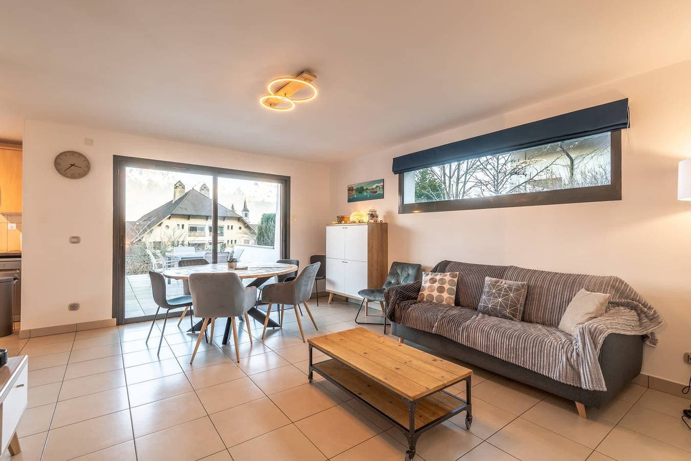 Foto 4 von 17: Ferienwohnung für 6 Personen mit Seeblick