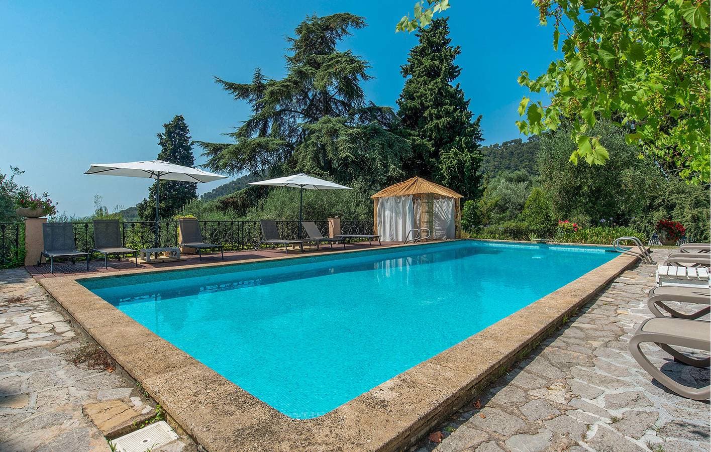 Foto 11 von 22: Wohnung mit Meerblick, Pool und Terrasse in Grasse