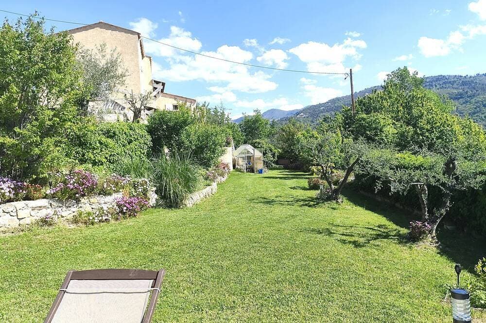 Foto 6 von 30: Villa mit ruhigem Pool 15 km von Nizza entfernt mit Terrasse, außergewöhnliche Aussicht