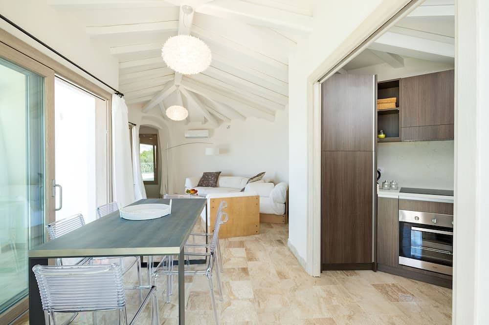 Foto 9 von 17: Villa Astrea Blu, Panoramaterrasse, privater Pool und zwei Schritte vom Strand entfernt