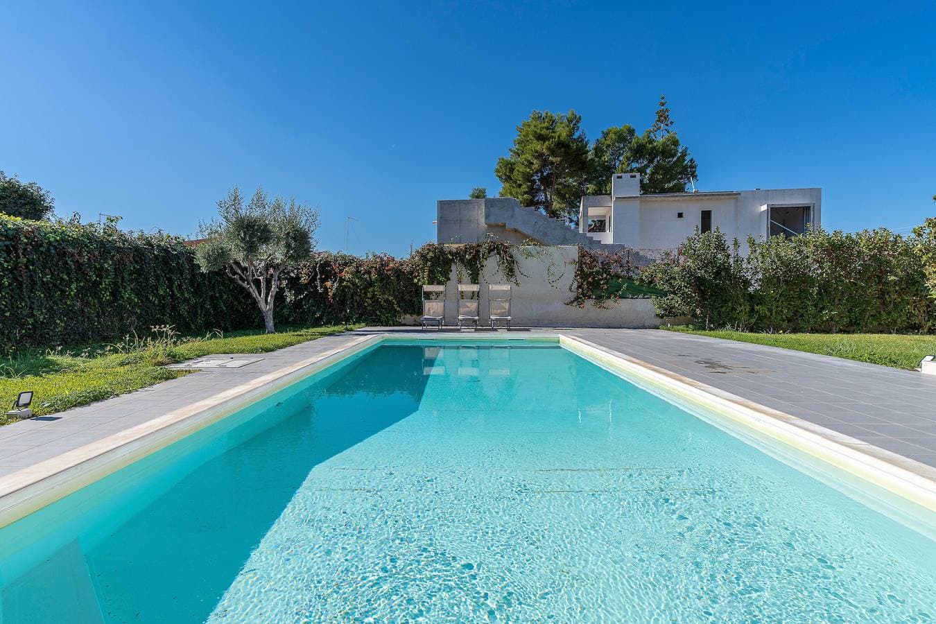 Villa Fontane Bianche with pool 1