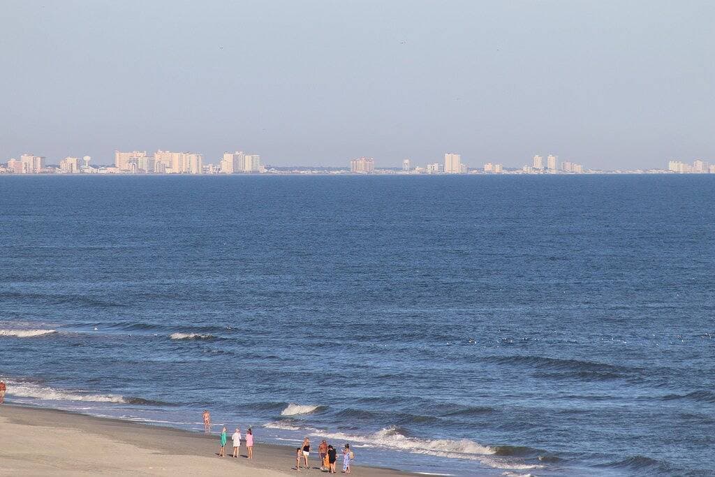 Foto 3 von 50: Beautiful Clean Modern Direct Oceanfront Unit With Amazing Views