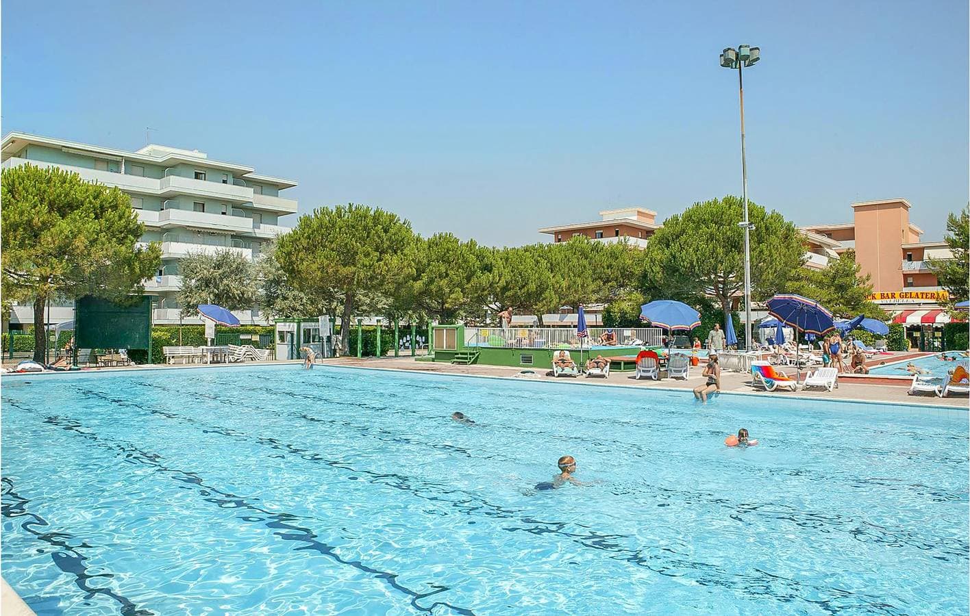 Foto 10 von 20: Appartement am Strand mit Pool und Küche