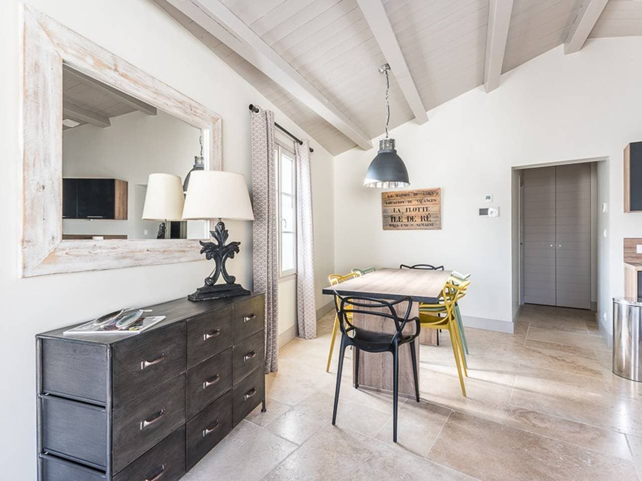 Modernes Haus für 6 mit WLAN in La Flotte 1