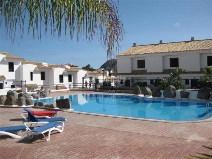 Foto 10 von 15: Ferienhaus mit Pool & Terrassen