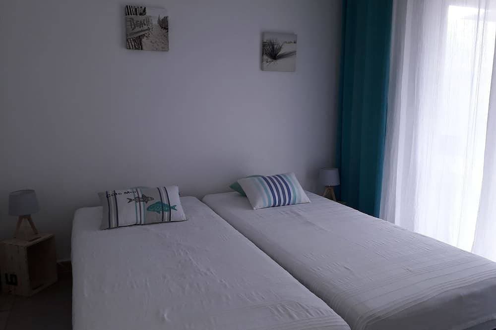 Foto 4 von 30: Promo Les Sablettes Mar Vivo 50 m Strand, Terrasse, Parkplatz