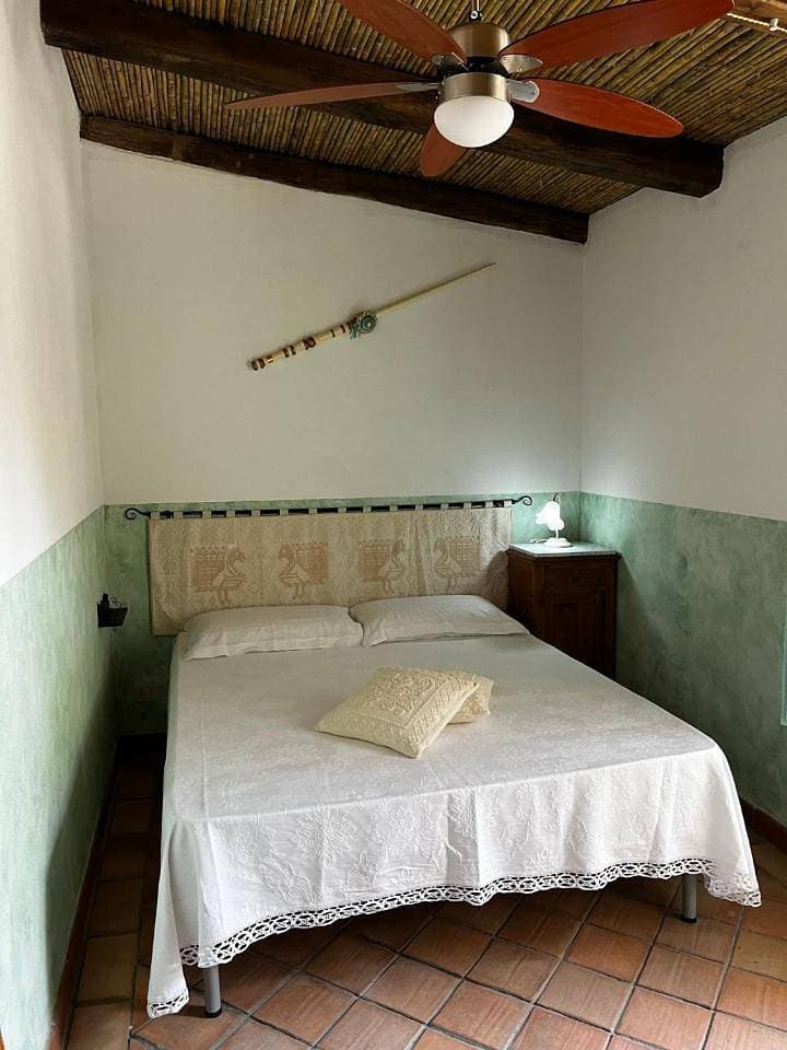 Foto 7 von 7: Double Room with Private Bathroom