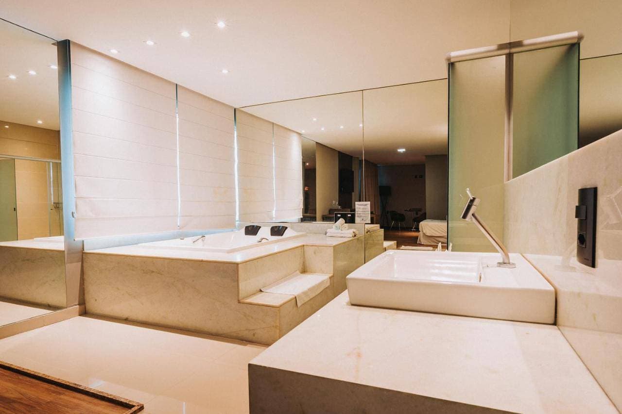 Foto 10 von 29: Suite with Hot Tub