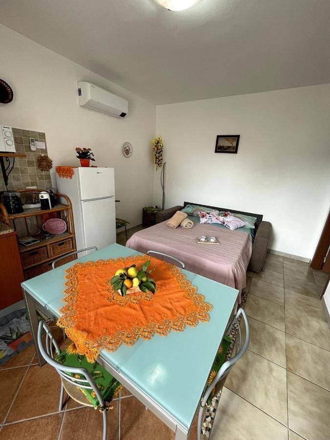 Foto 2 von 27: Studio Apartment