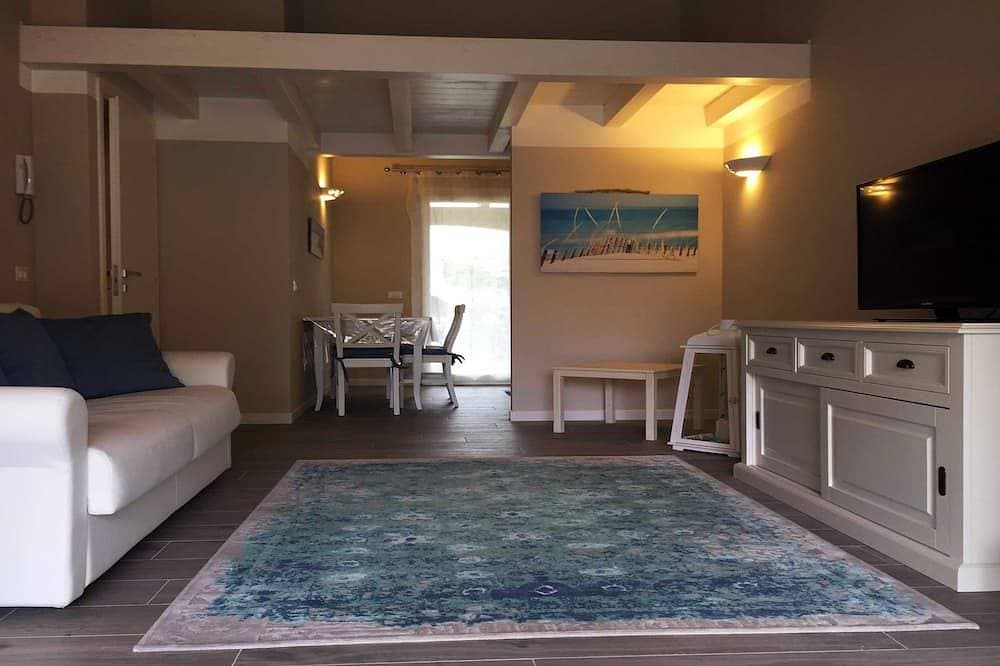Foto 6 von 30: Villa In Residence Mit Pool