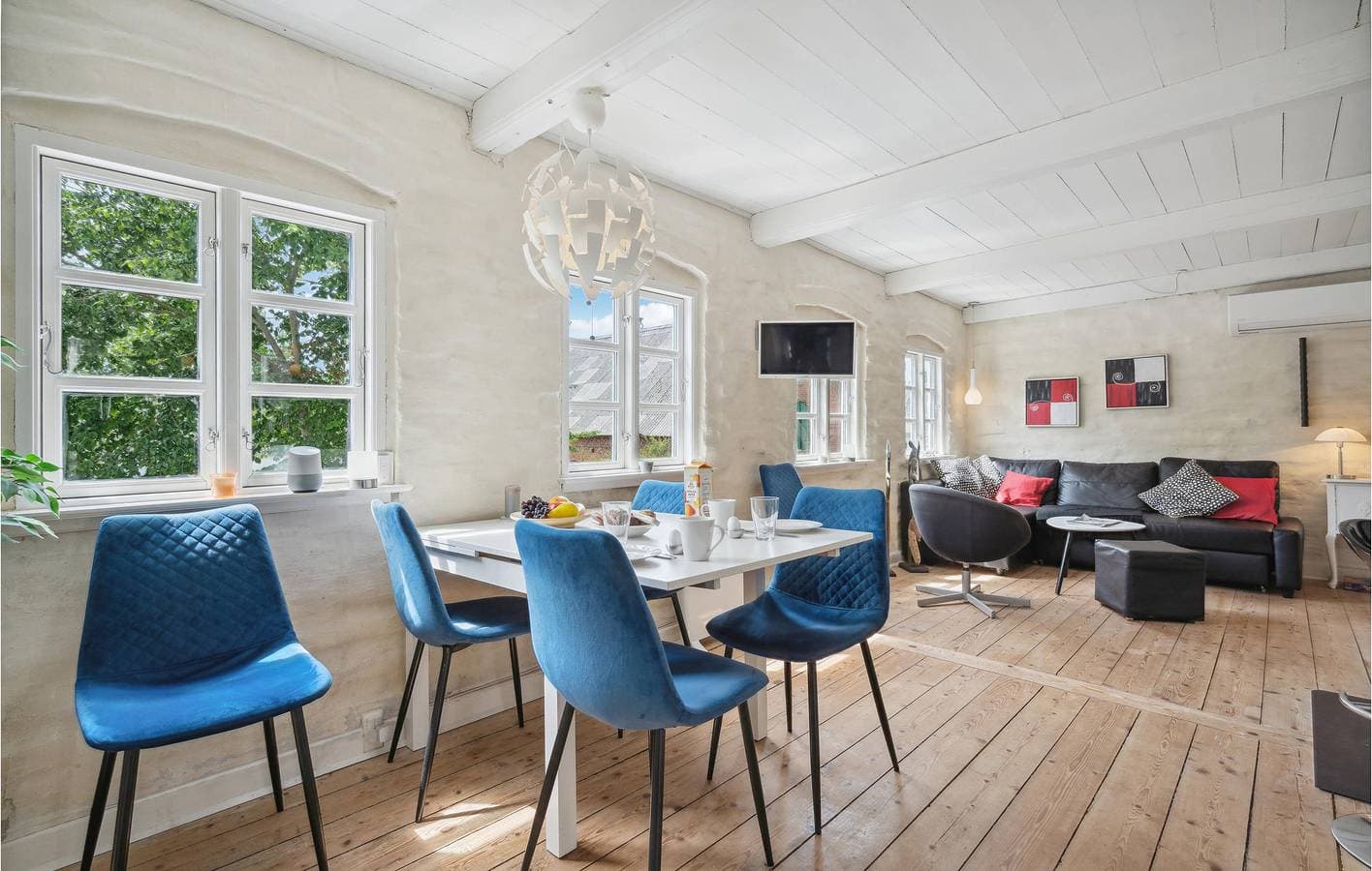 Foto 4 von 24: Ferienhaus für 6 Personen mit Whirlpool