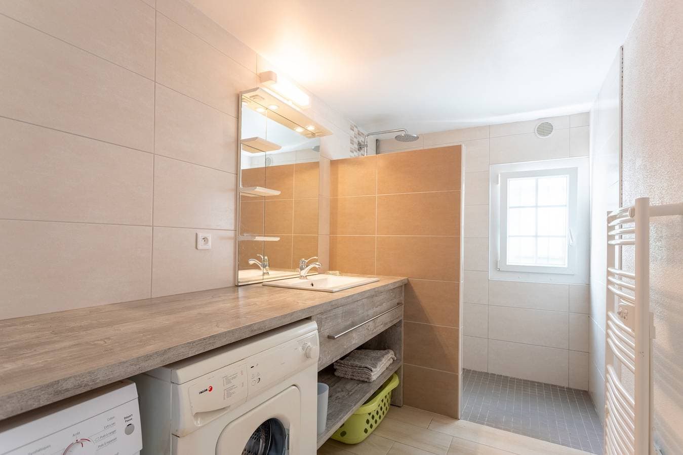 Foto 9 von 23: Appartement 'Aramits Pyrénées Béarnaises' mit privater Terrasse, Gemeinschaftsgarten & WLAN
