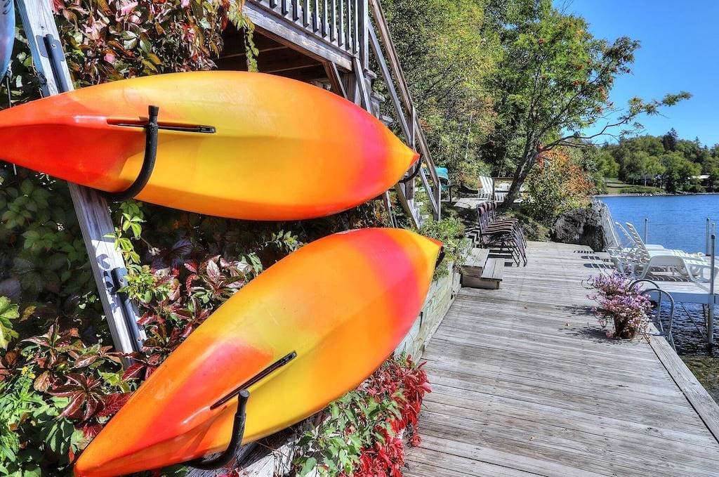 Ruhig und friedlich, eingebettet in 6 andere Hütten auf einem Hügel in Greenvale Cove 1
