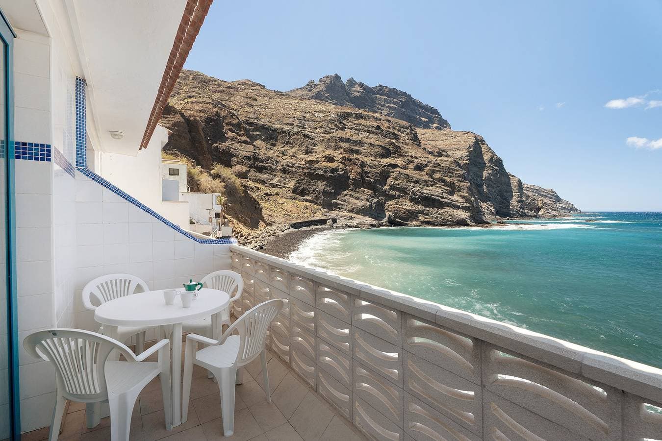Foto 2 von 27: Apartment 'Playa Azul - 9' mit Meerblick, privater Terrasse und WLAN