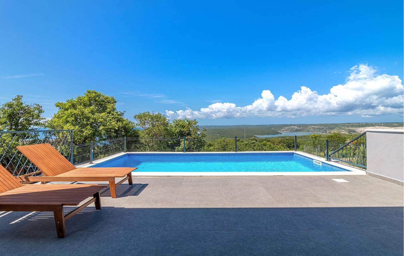 Foto 4 von 33: Gemütliche 1-Zimmer-Wohnung mit Pool und Terrasse, 2 km vom Strand entfernt