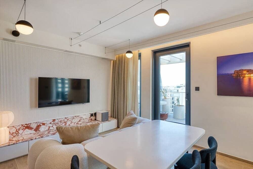 Foto 10 von 27: One of a king Top-Floor, Jacuzzi Terrace - Mercury