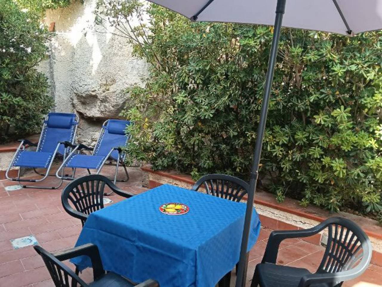 Foto 2 von 22: Appartamento Carlo in der Villa Vicino al Mare - Wi-Fi