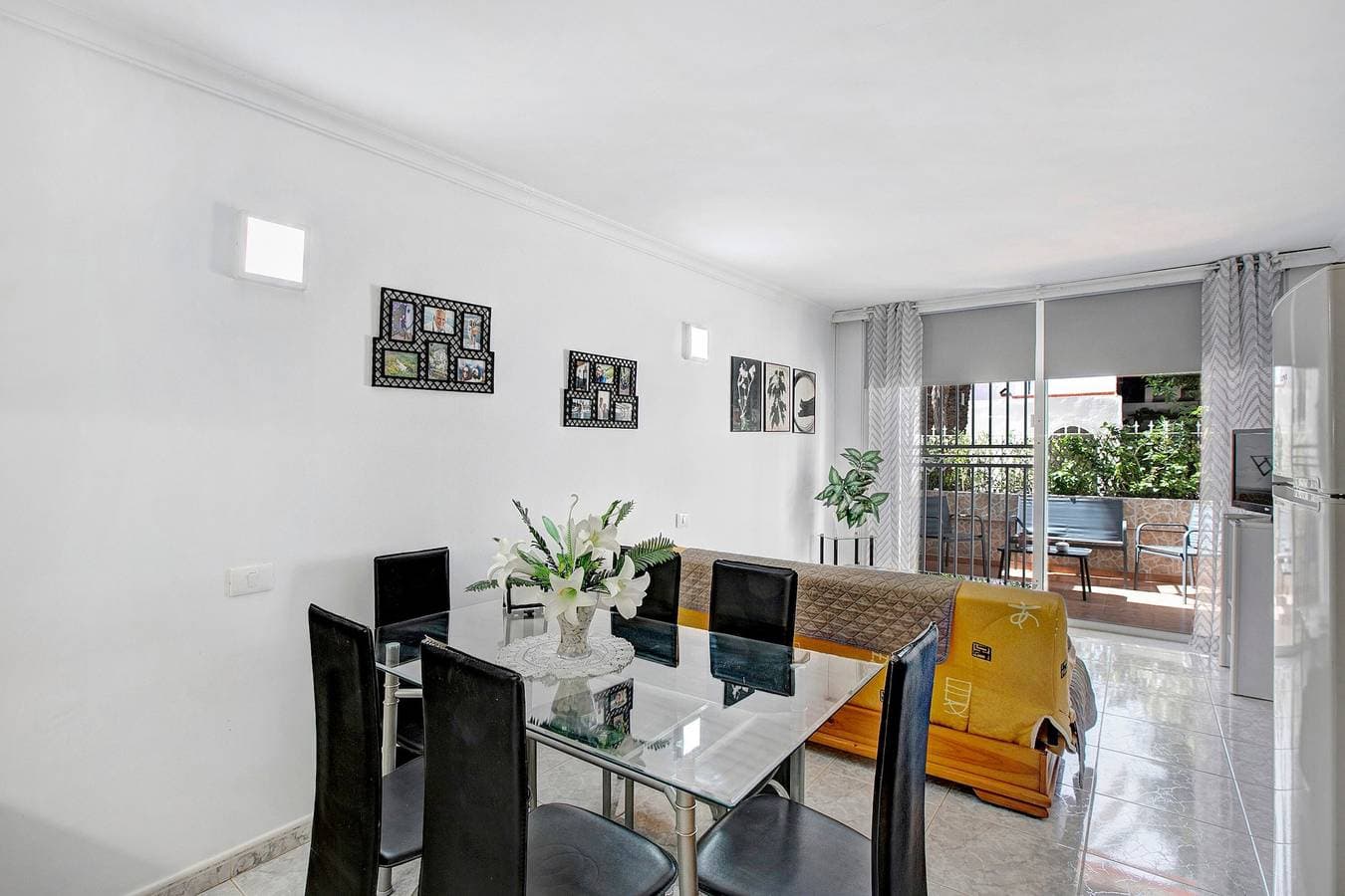 Foto 7 von 26: Ferienwohnung 'Mertxe' mit Gemeinschaftspool, privater Terrasse und WLAN