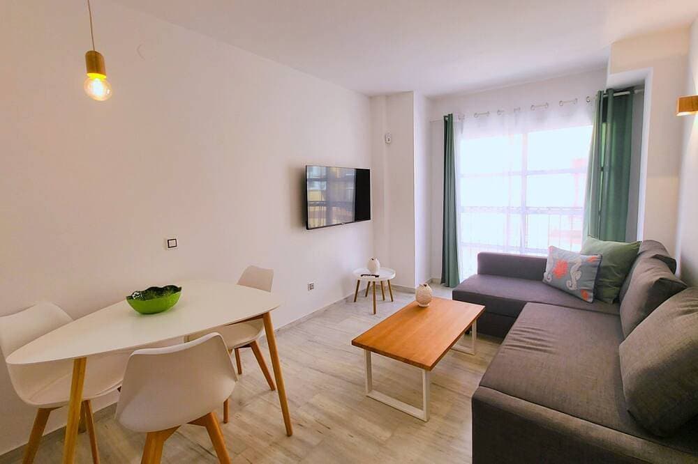 Foto 13 von 30: Sol Suites Apartment with a Balcony