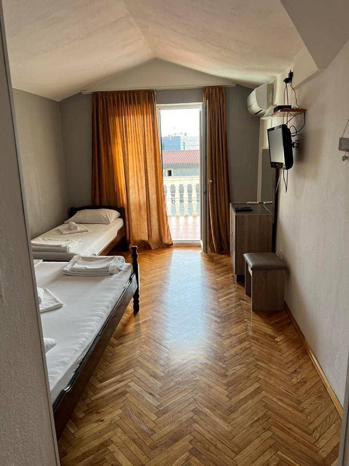 Foto 11 von 14: Triple Room with Terrace