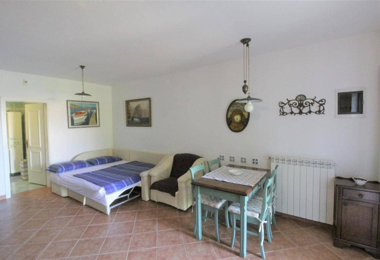 Foto 6 von 12: One-Bedroom Apartment with Terrace
